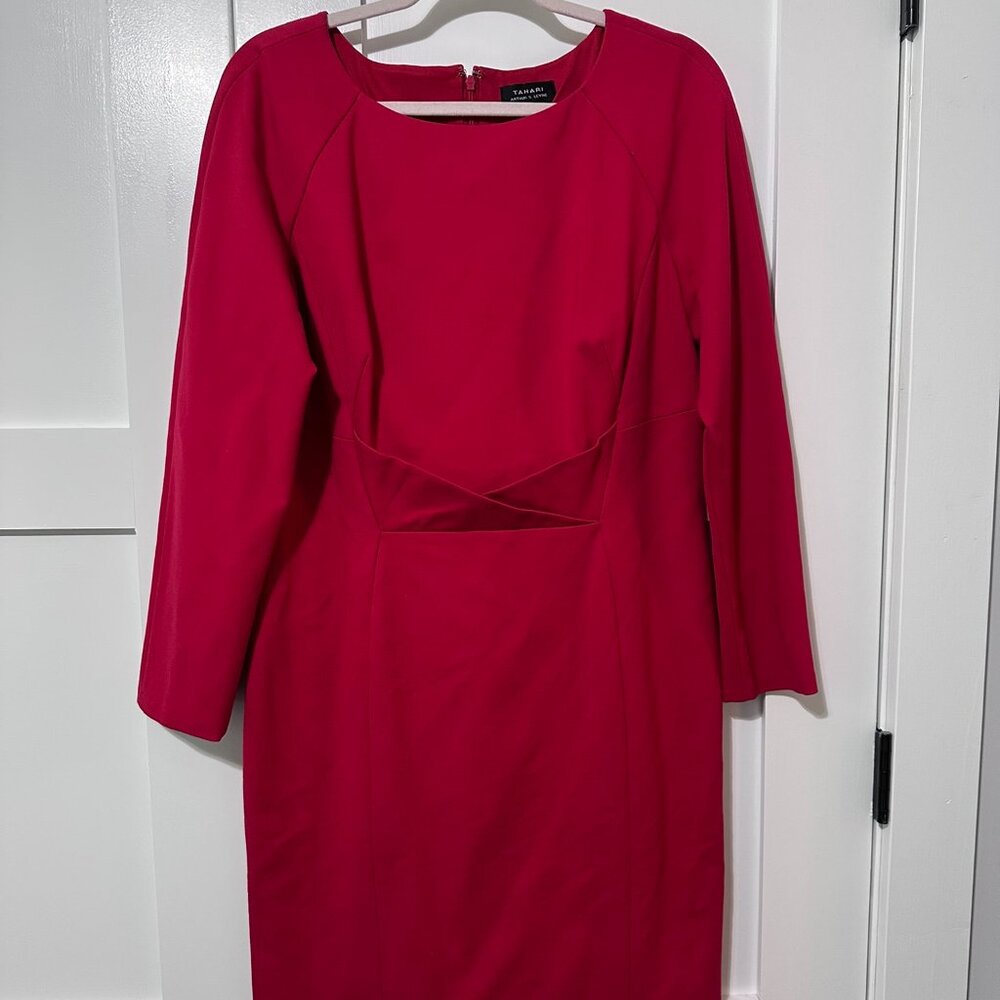Tahari Arthur & Levine Red Semi-formal Cocktail Dress Size 14